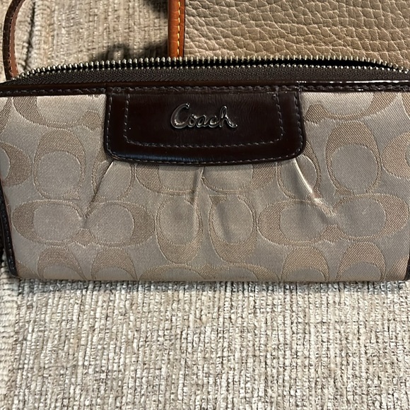 Coach, Dooney bundle great condition - Picture 2 of 13